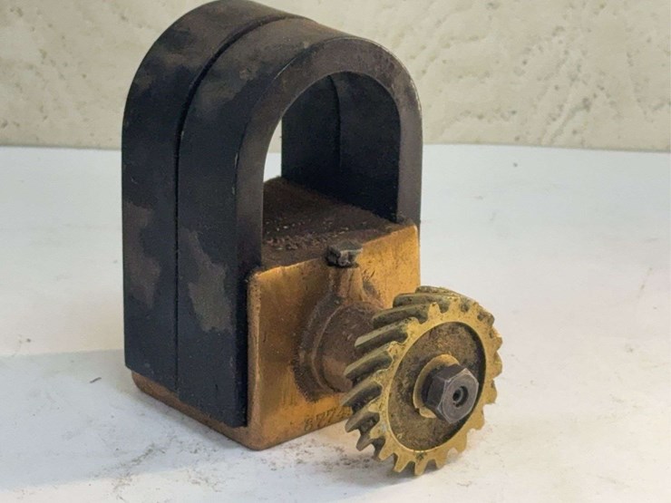 accurate-engineering-company-chicago-type-part-image-2
