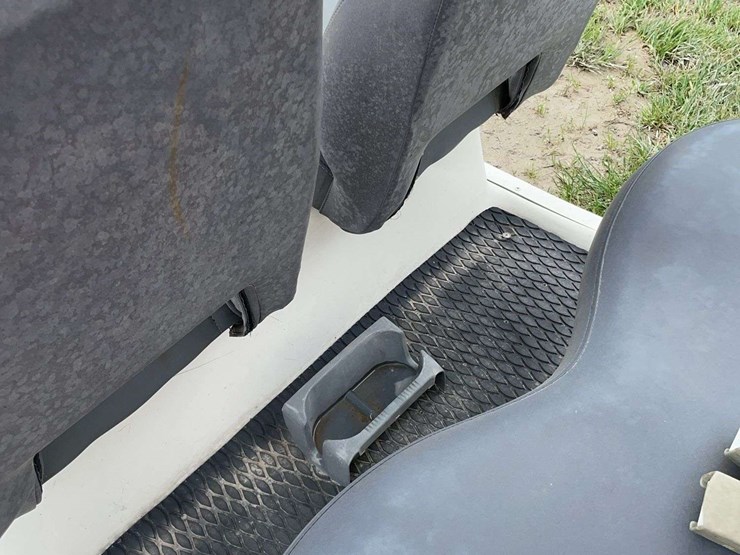 2-seater-golf-cart-(untested)-image-8