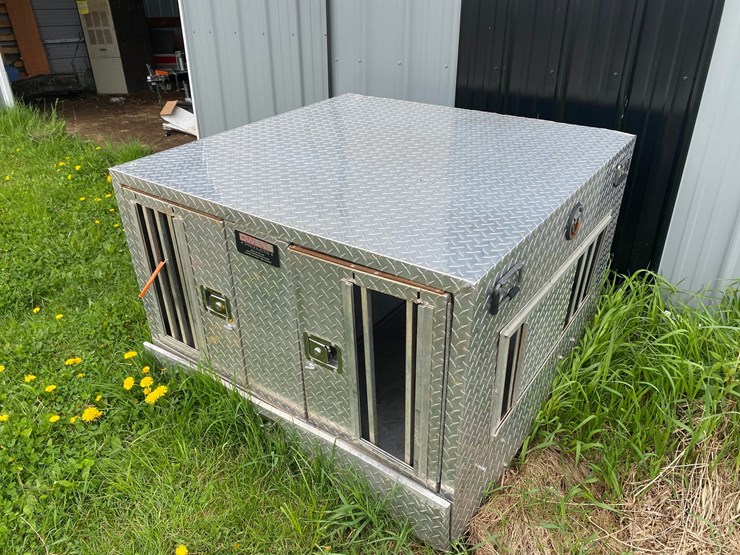 #3588-•-owens-aluminum-dog-box-image-3