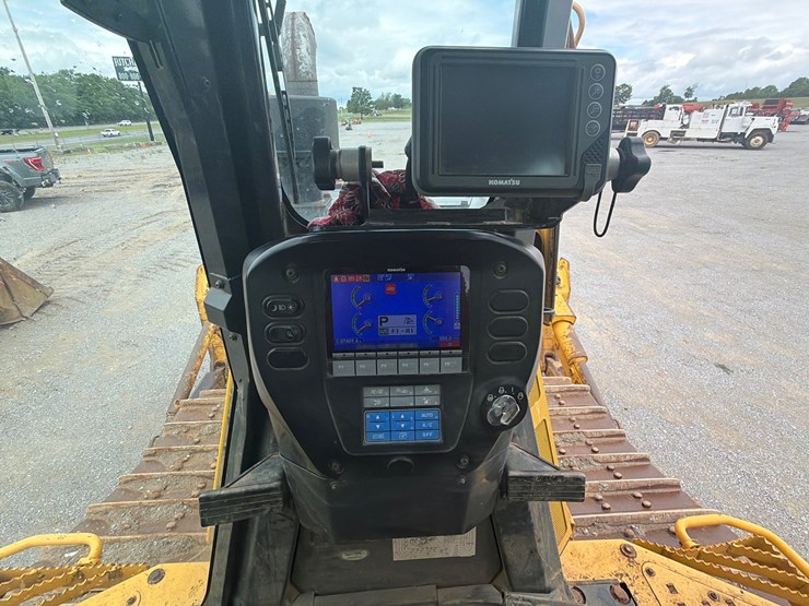 komatsu-d65exi-18-image-21
