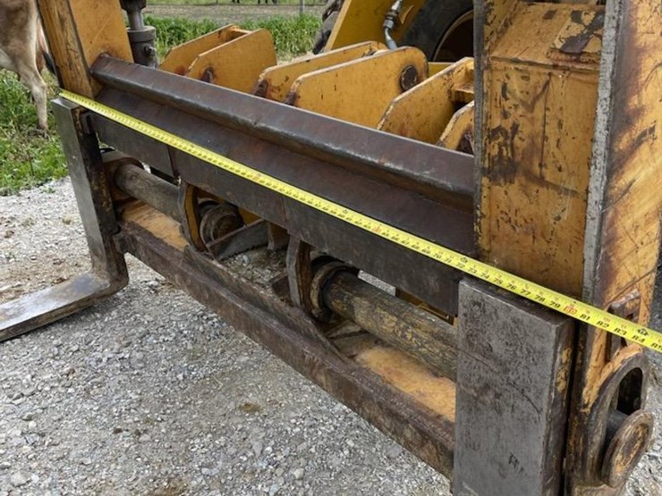 caterpillar-928gz-image-14