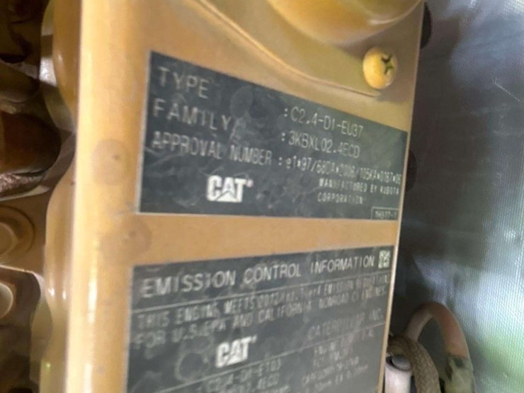 caterpillar-305e-mini-excavator-image-10