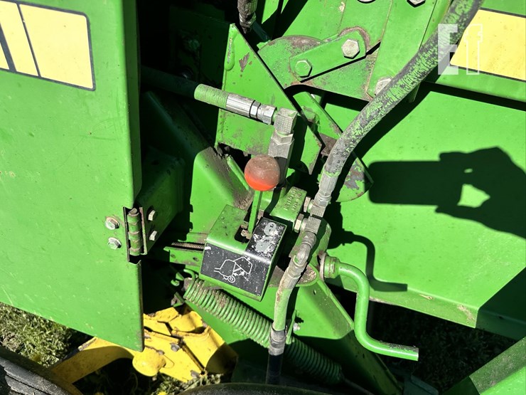 1991-john-deere-535-image-11