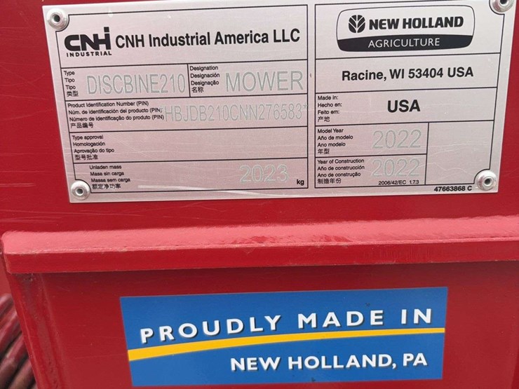 2022-new-holland-210-image-16