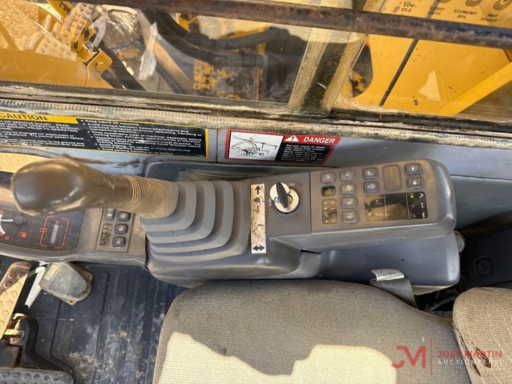 1993-deere-892e-lc-image-29