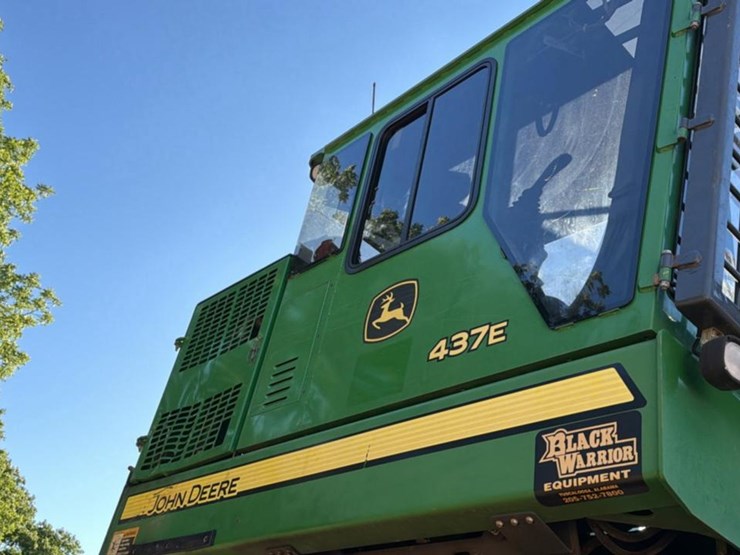 2018-deere-437e-image-50