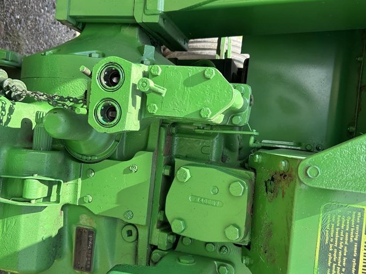 john-deere-4320-image-23