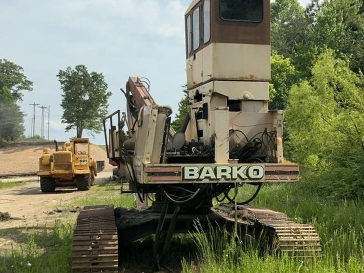 1999-barko-160e-image-5