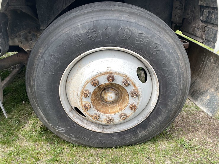 ford-l7000-image-13