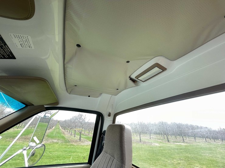 #4157-•-2000-gmc-c7500-(has-wi,-title)-image-105