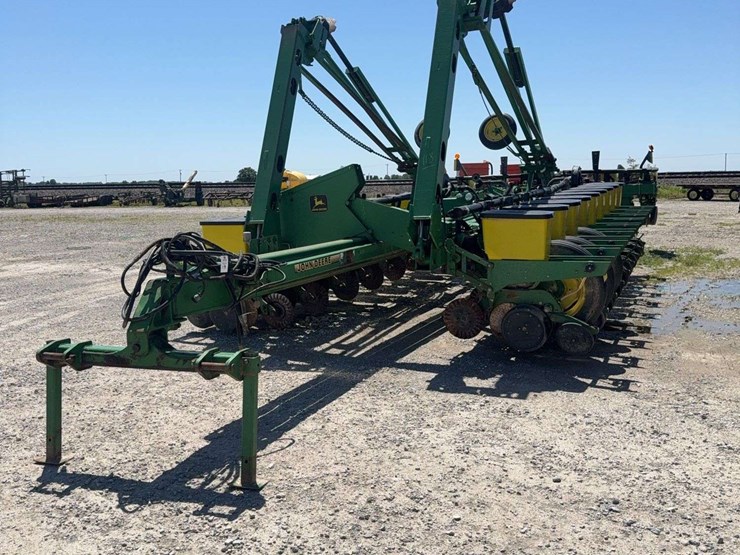john-deere-1770-image-1