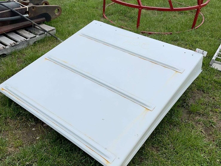 metal-sun-canopy-for-open-station-tractor-image-1
