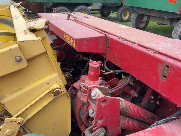 new-holland-892-image-5