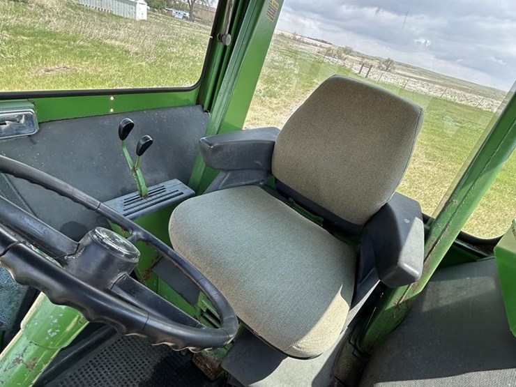 john-deere-4320-image-33