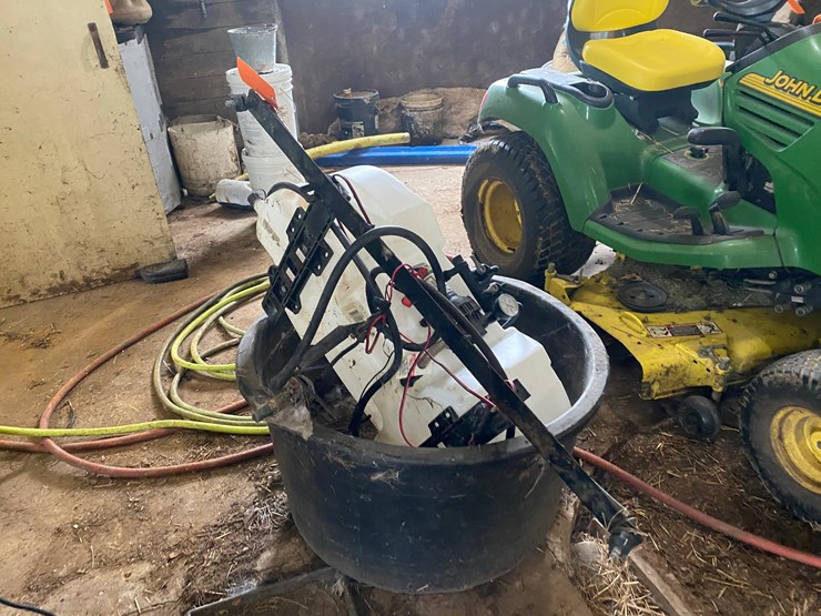 #3559-•-atv-boom-sprayer-with-tank-image-2