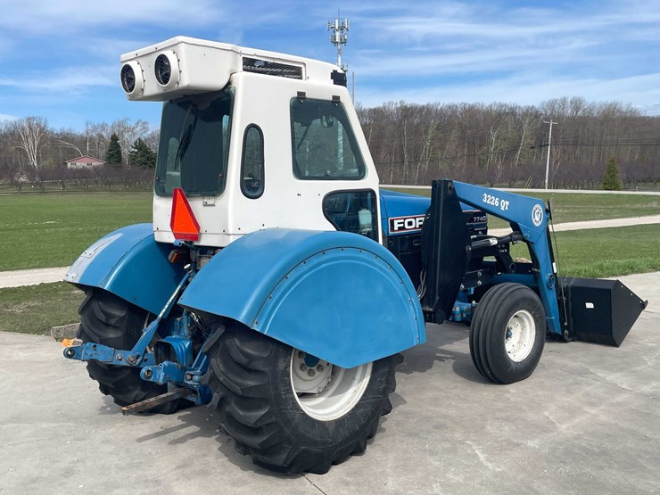 1993-ford-7740-image-5