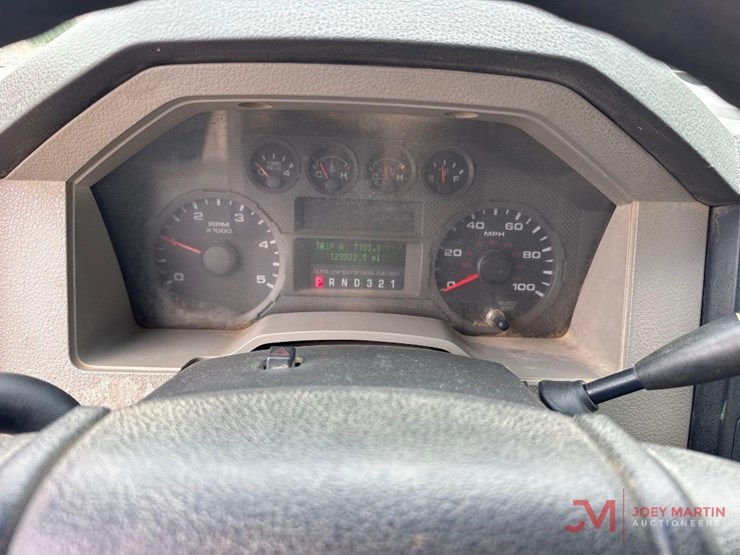 2008-ford-f350-xl-image-35