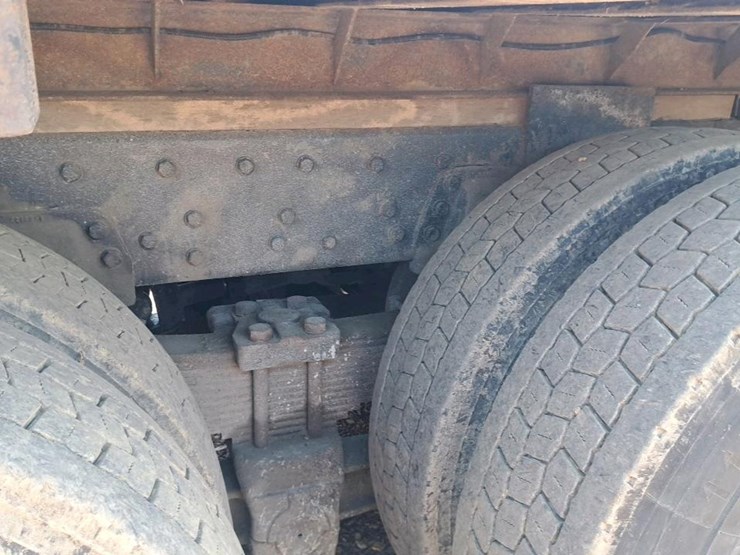 1997-kenworth-t800-image-31