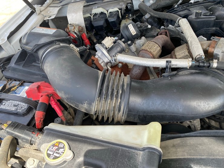 2019-ford-f-450-service-truck-image-62