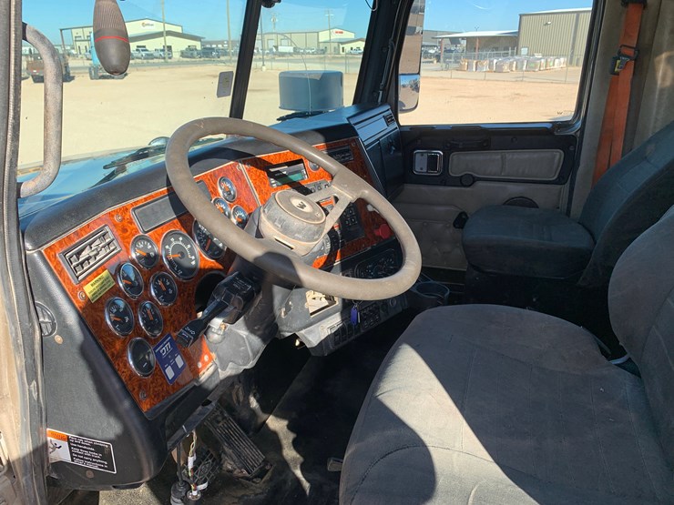 2012-western-star-4900-image-15