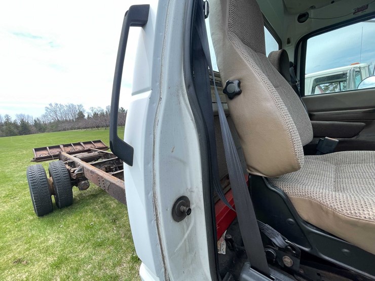 #4157-•-2000-gmc-c7500-(has-wi,-title)-image-122