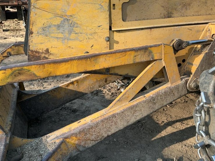 1990-john-deere-640d-image-35