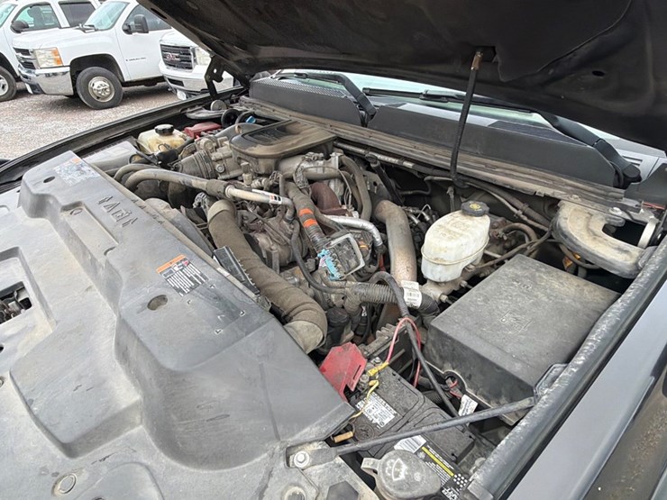 2013-gmc-3500hd-image-7