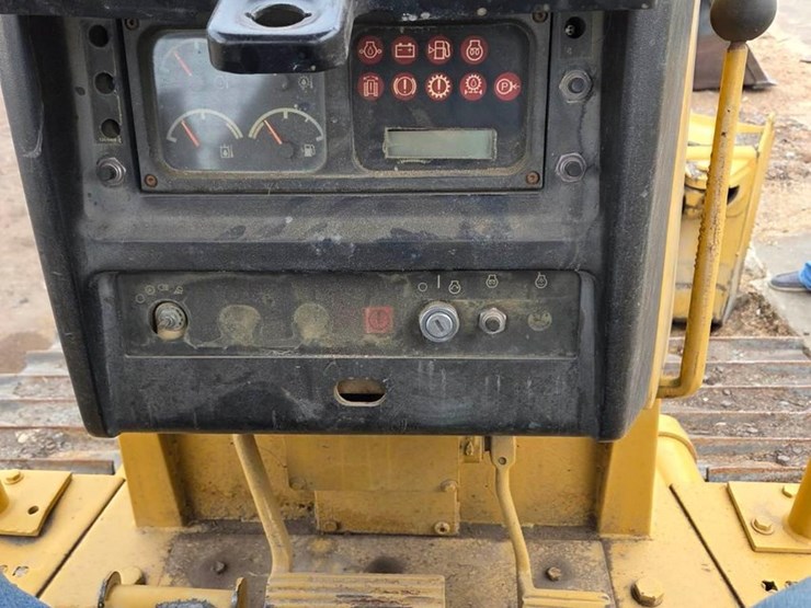 1998-caterpillar-d5m-xl-image-5