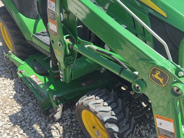john-deere-1025r-image-11