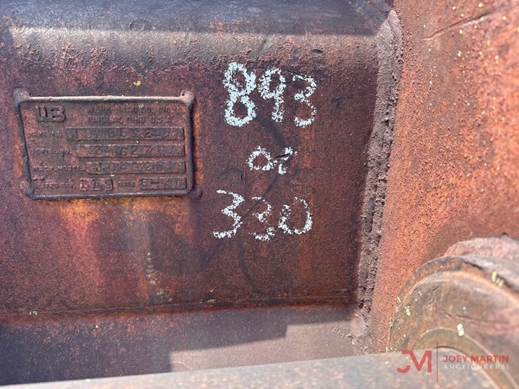 wb-john-deere-330-or-deere-893-26"-excavator-tooth-bucket-image-5