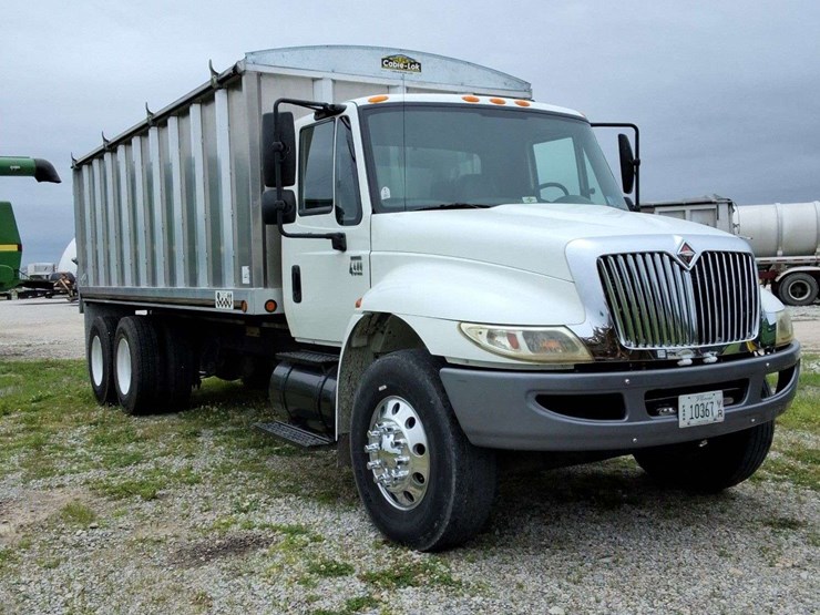 2007-international-durastar-4400-image-3
