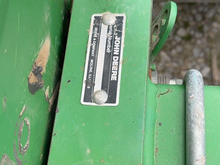john-deere-7200-image-11