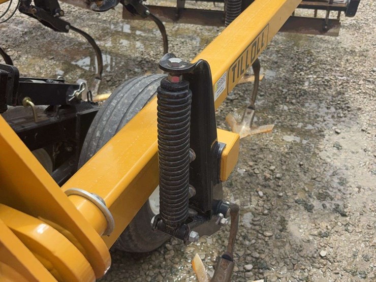 2016-landoll-875-21-image-7
