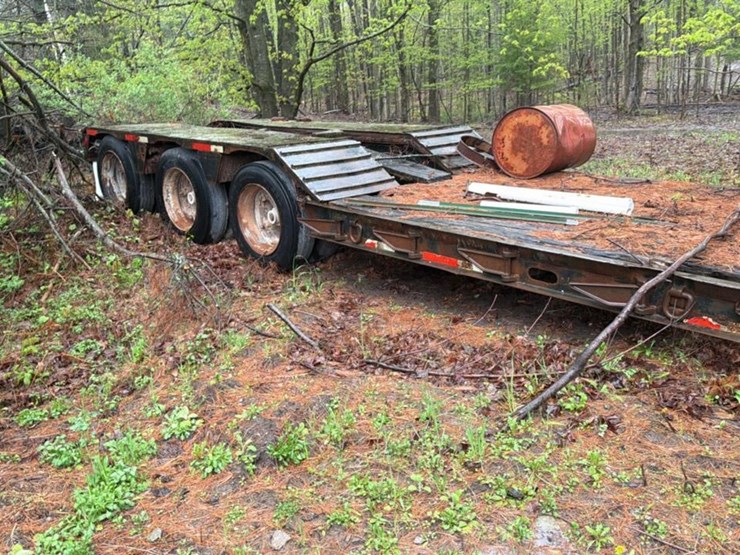 #168-•-1985-lowboy-equipment-trailer-image-4