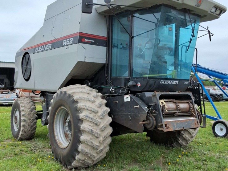 1998-gleaner-r62-image-4