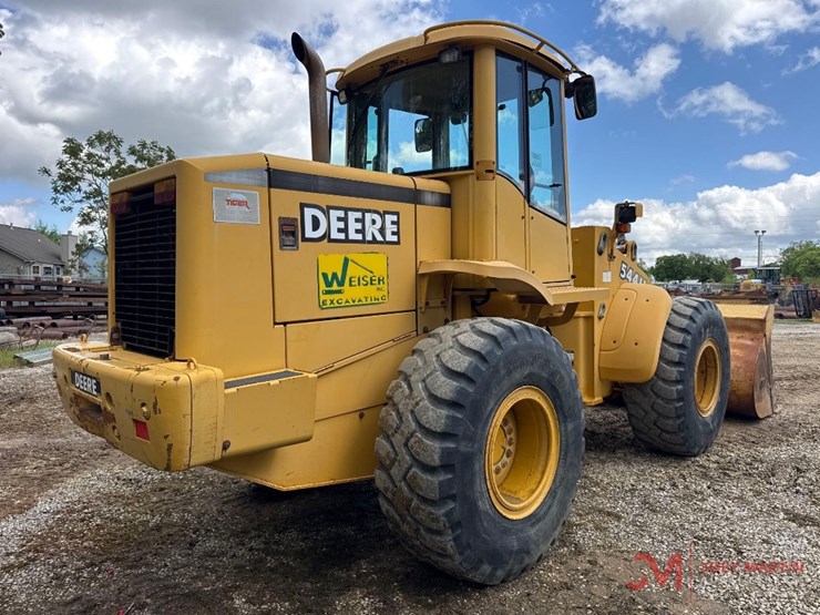 2000-deere-544h-image-3