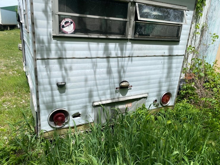 1952-cadillac-camper-rv-image-6