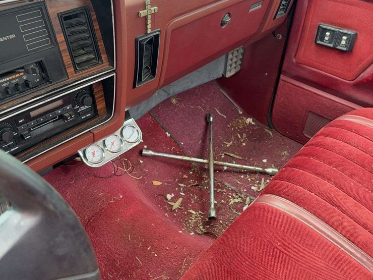 1988-dodge-d150-image-8