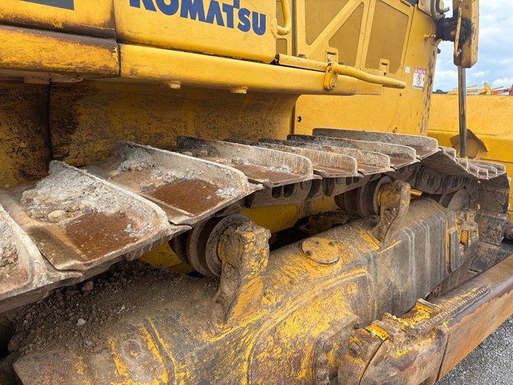komatsu-d65exi-18-image-16