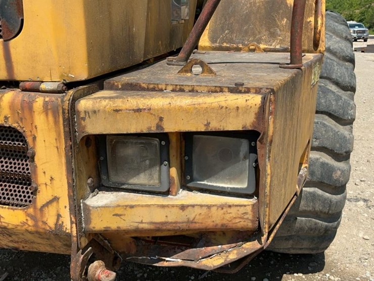 #131-•-bell-off-road-dump-truck-image-41