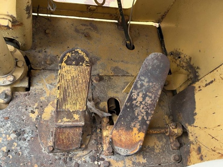 caterpillar-621-image-29