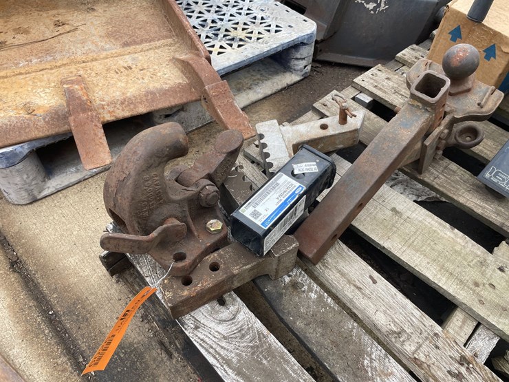 #6026-•-hitch-parts-image-1
