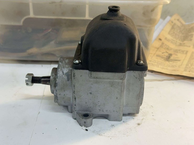 fairbanks-morse-type-rv11-magneto-and-related-parts-image-5
