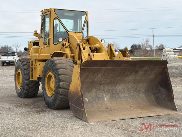 caterpillar-966-image-1