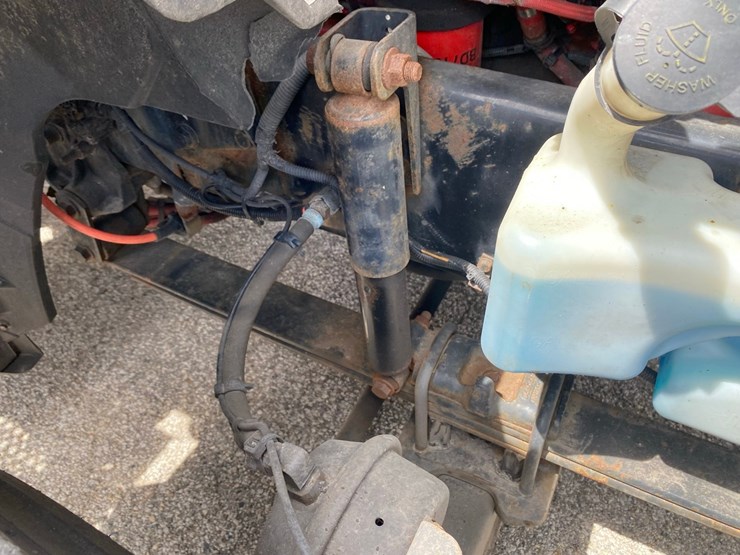 2019-international-lt625-day-cab-semi-tractor-image-47