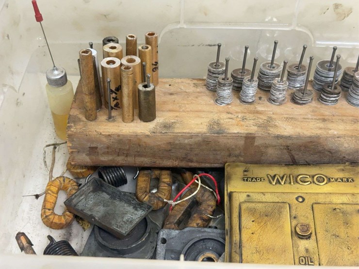 fairbanks-morse-type-rv11-magneto-and-related-parts-image-9