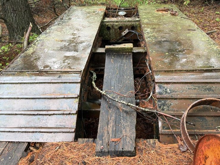 #168-•-1985-lowboy-equipment-trailer-image-9