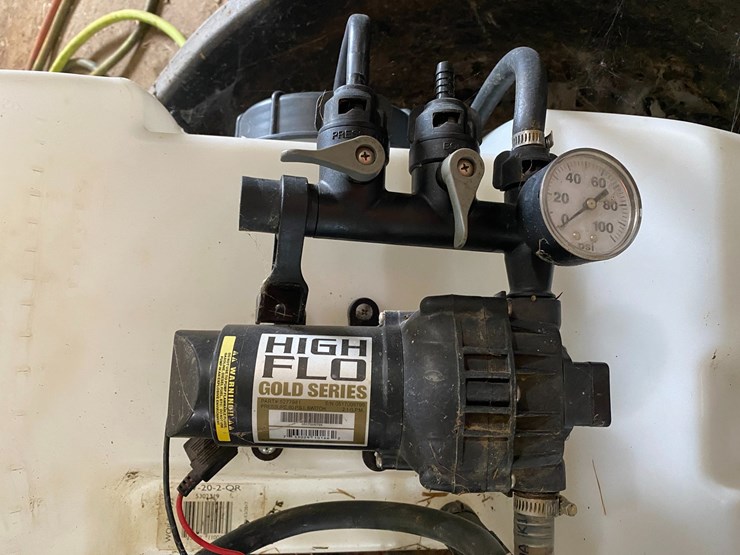 #3559-•-atv-boom-sprayer-with-tank-image-5