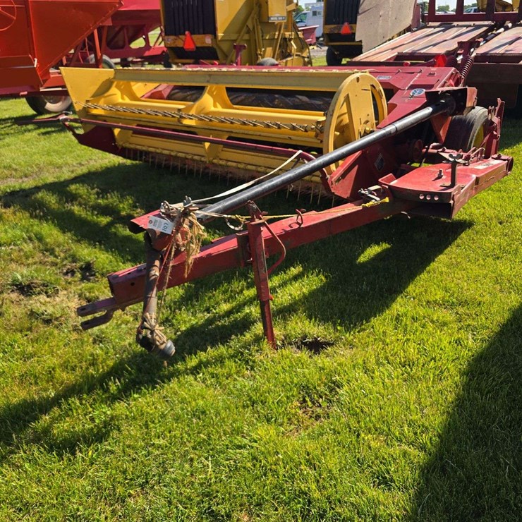 NEW HOLLAND 488
