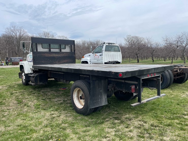 ford-l7000-image-7